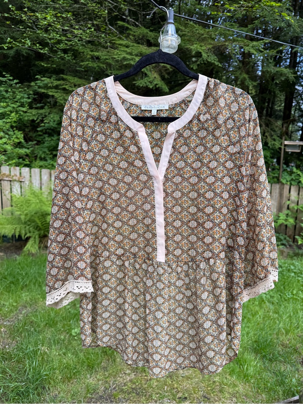 Daniel Rainn Brown Floral-Pattern Tunic with Light Pink Trim